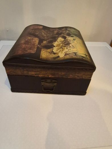 Vintage Wooden Jewellery Box