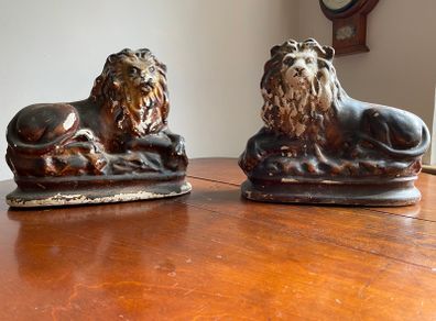 2 antique mantel piece lions