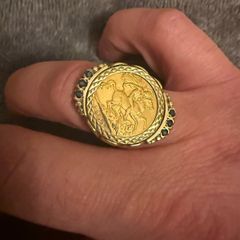 22ct Gold Sovereign Ring