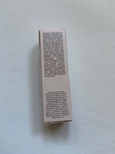 Fenty beauty lip luminizer in fussy 9 ml