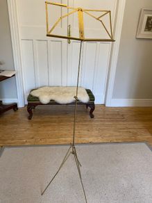 Music stand