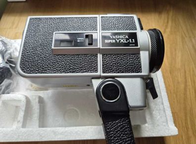Yashica YXL-1.1 Super 8mm Movie Camera with Remote Switch Cable