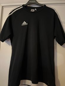 Black Adidas T Shirt size Medium