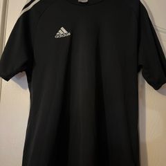 Black Adidas T Shirt size Medium