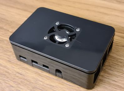 Raspberry Pi 4 and 5 housing Case with cooling fan