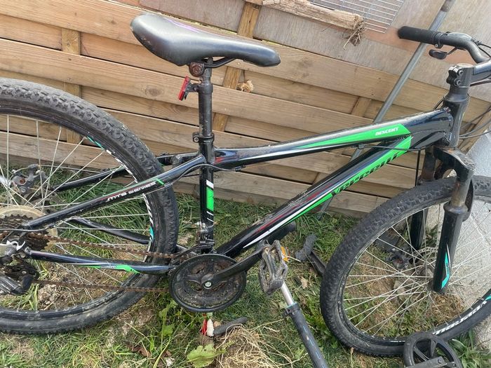 Boys  bike