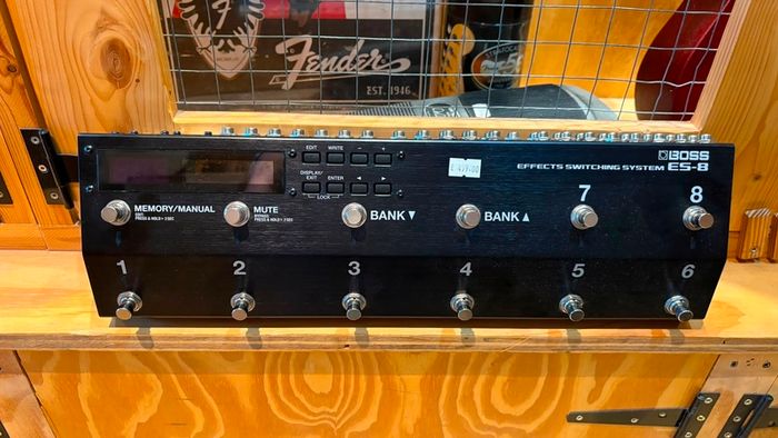 Boss ES-8