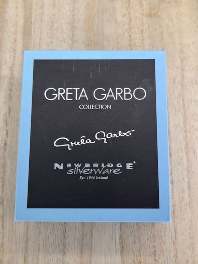 Newbridge Silverware Greta Garbo Collection Drop Earrings Boxed