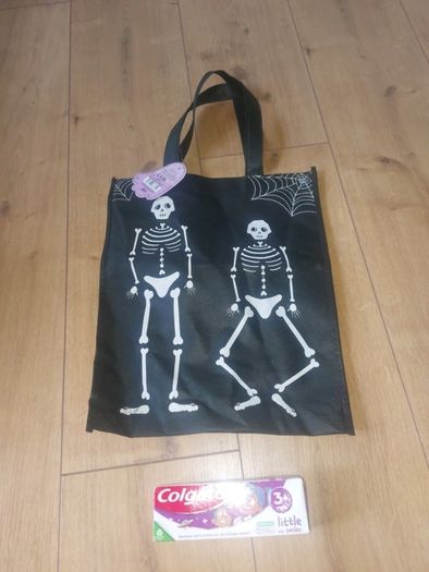 Only 2 Euro Each Picture!! - Halloween Items