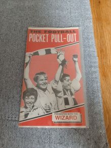 The Football Pocket pull out