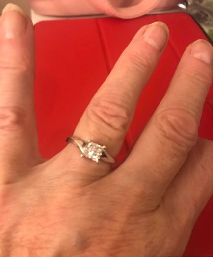 18ct white gold Diamond quad solitaire 4 claw size M original cost 1,795