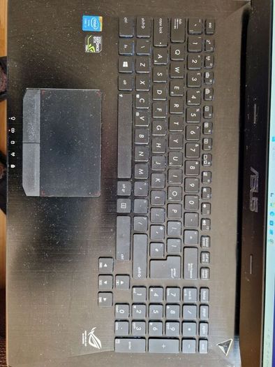 Asus Laptop - 8gb Ram / I7 / 1tb Ssd