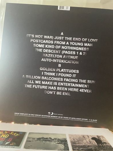 Manic Street Preachers - Postcards From A Young Man