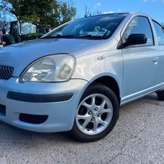 Toyota Yaris 2004
