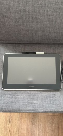 Wacom One 13.3 inch Graphics Tablet