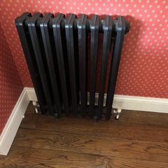 Cast iron radiator