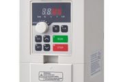 VFD 4HP, 3KW, 14A, 1 or 3 Phase AC 220V Input to 3 Phase AC 0-220V Output Variable Frequency Drive, 50/60Hz Input, 0-2000Hz Output VFD for Spindle Motor Speed Control