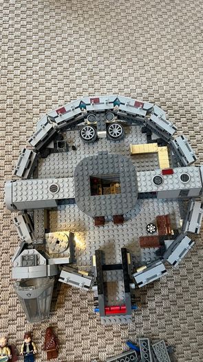 LEGO Star Wars 7965 Millenium Falcon No Box