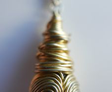 Flapper Gold Chain Necklace With Mixed Metal Wire Coil & Gold Tone Pendant