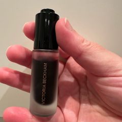 Victoria Beckham blush + free eyeshadow stick
