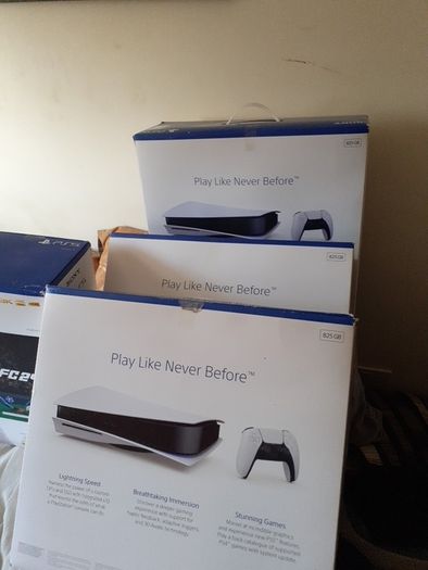 PS5 Boxes