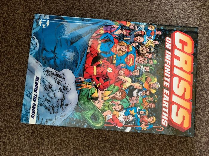crisis on infinite earths box set