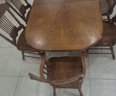 Dining Table and 8 chairs