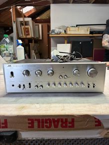 JVC VN-900 Solid State Integrated Stereo Amplifier