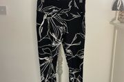 sports bottoms Dkny rise 7/8 length black etched whit floral print
