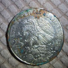 25 pesos 1968 olympic games 72% Silver