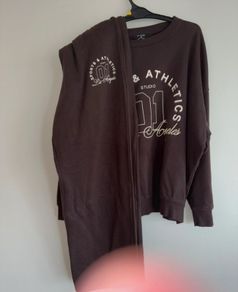 women tracksuit