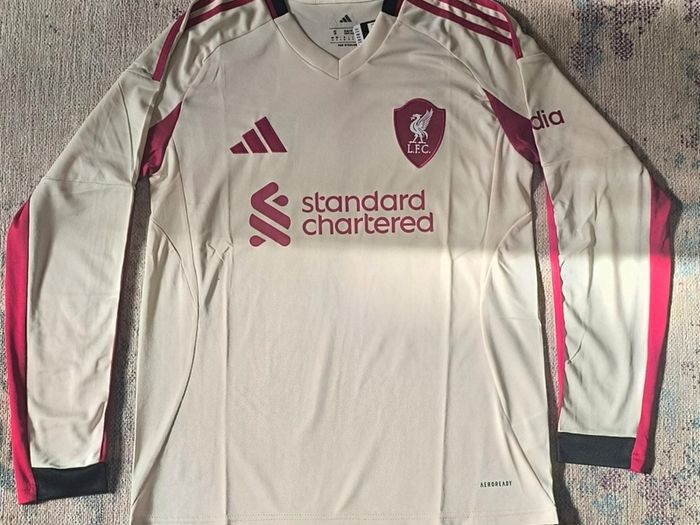Liverpool away long sleeve jerseys season 25/26