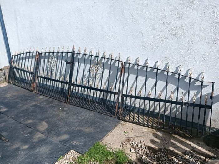 Metal Gates