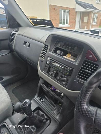 2000 Mitsubishi Pajero 3.5 V6 petrol