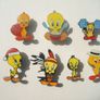 TWEETY BIRD (Warner Bros - Looney Tunes) - various character pin badges Image 2