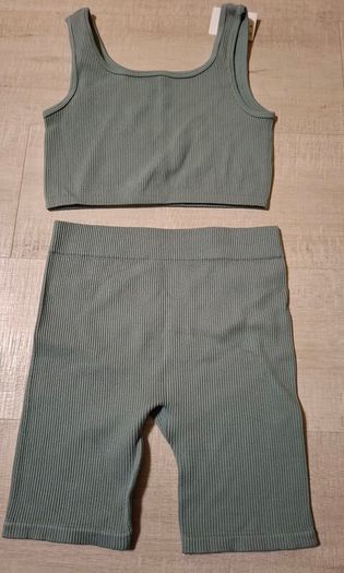 Nw kids cord set size M