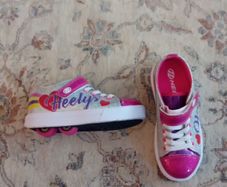 Heelys Snazzy X2 (Silver Rainbow Heart Edition)