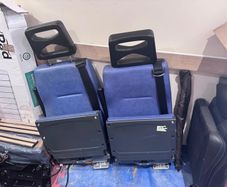 car seats x2