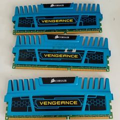Corsair Vengeance 3x4GB DDR3 RAM