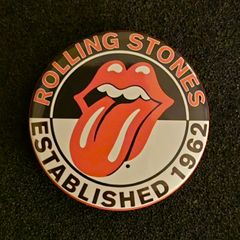 Rolling stones, pin back button badge.