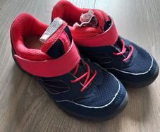 Quechua hiking shoes EU 28 UK9.9C