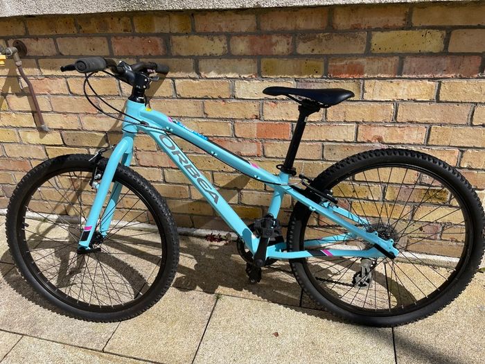 Girls bike