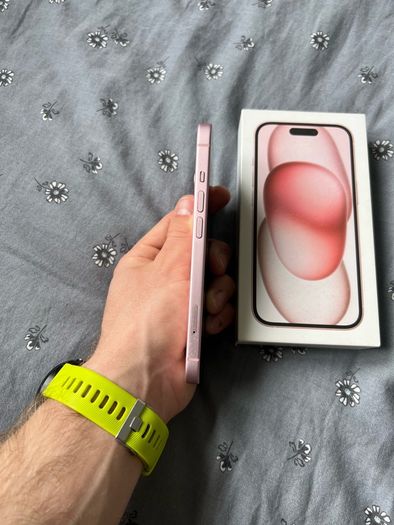 iPhone 15 Pink 128GB Unlocked Box Included