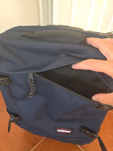Cabin suitcase