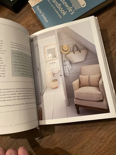 Mary's  Household Tips and Tricks by Mary Berry