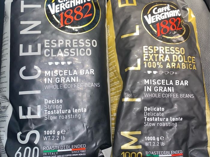 Cafe Vergnano espresso whole coffee beans 1000 g bags