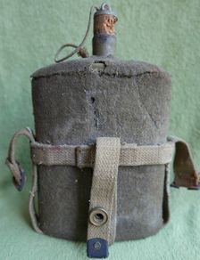 Original WW2 MK VII Water bottle and Webbing Cradle