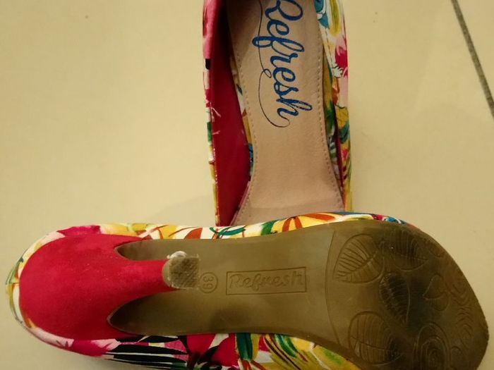 REFRESH - flowers high heels size UK6 or EU39 - high heel shoes