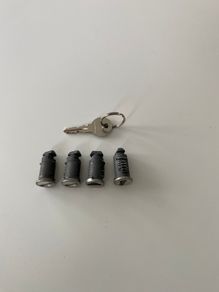 Thule Roof Bars Locks & Key