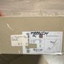 Burberry trench prorsum sandals size 37 bnwt Image 4